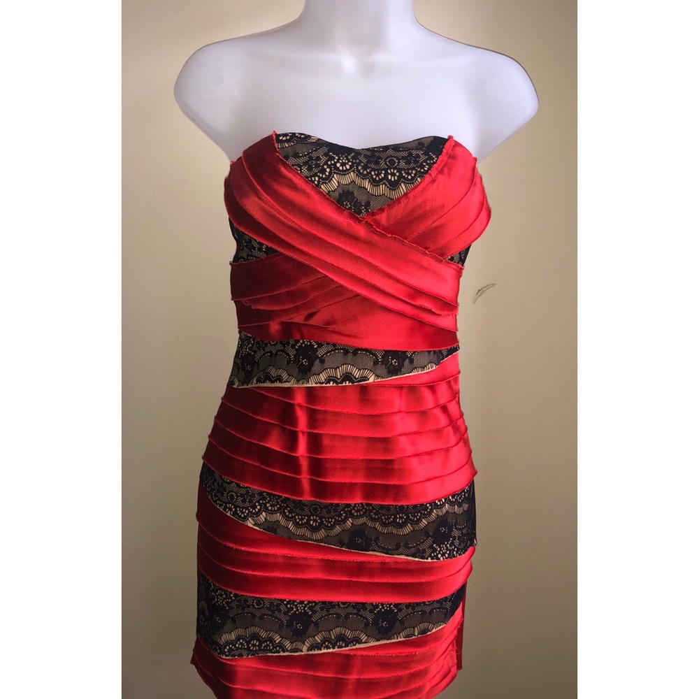 Arden B Red tube top cocktail dress